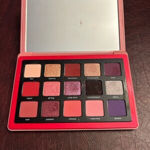 Natasha Denona Love Eyeshadow Palette
